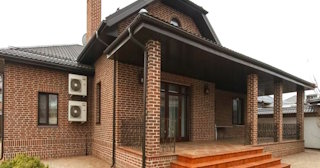 Строительство домов из кирпича с мансардой в Черняховске | от 3702 рублей